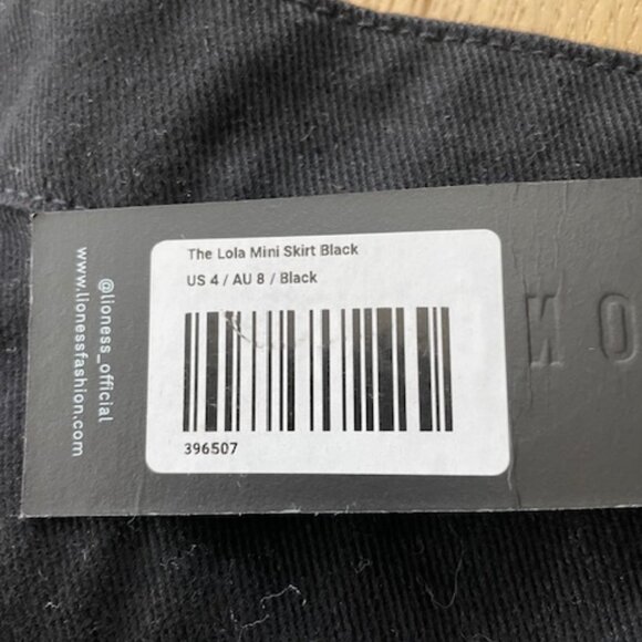 NWT Lioness Lola Mini Skirt Black Denim Size Small - Picture 6 of 7